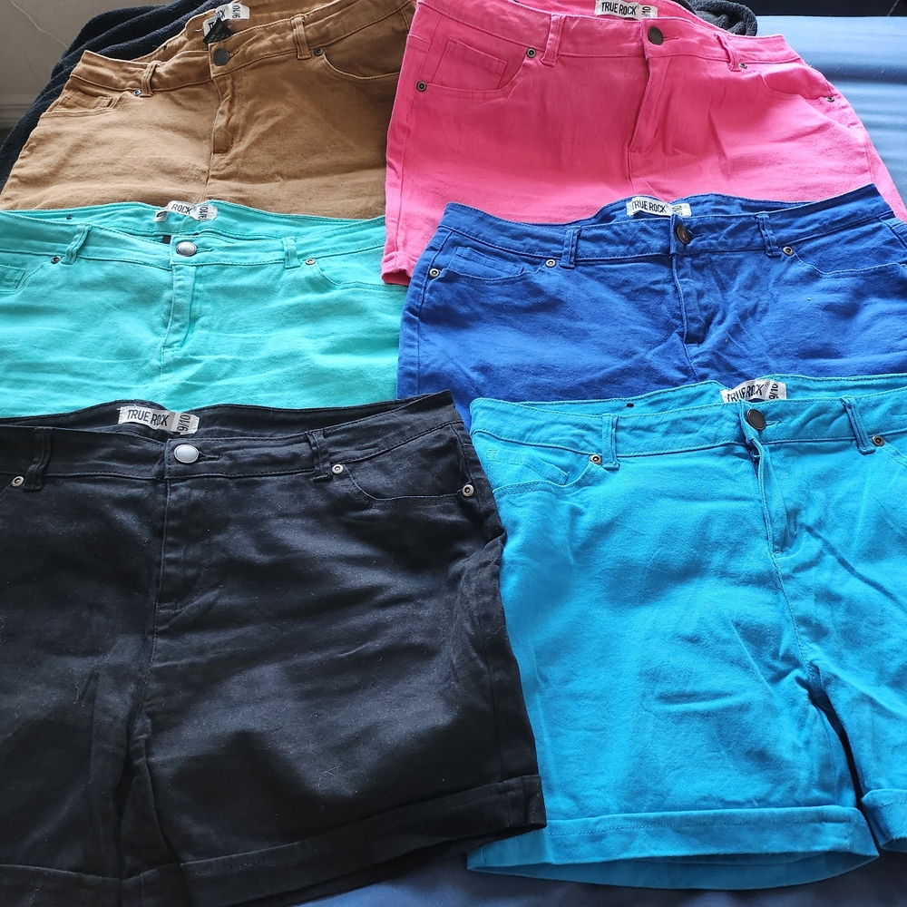 TRUE ROCK Blue and Black Jean Shorts Casual Summer Style